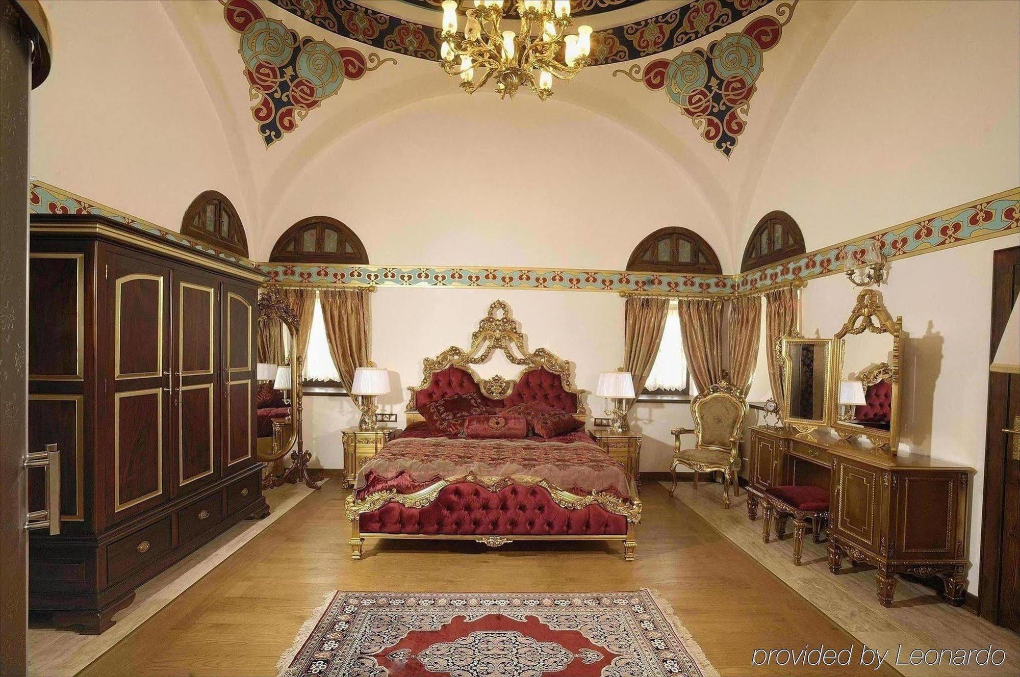 Cesme Kanuni Kervansaray Historical Hotel Quarto foto